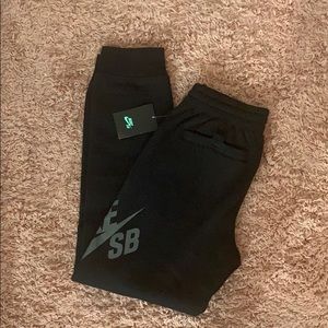 NIKE Boys Joggers